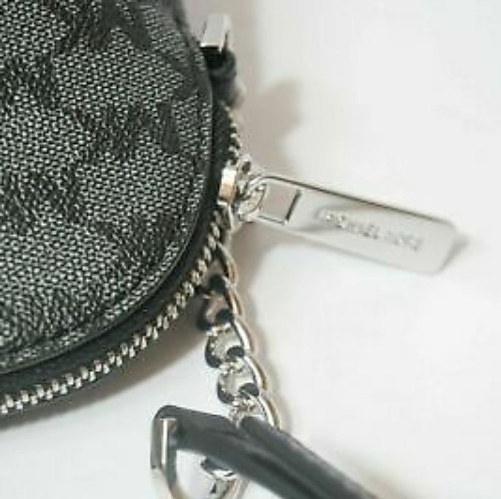 Michael Kors Crossbody - Picture 4 of 6